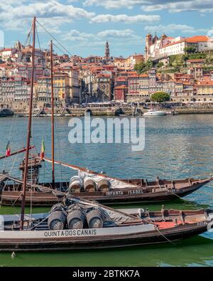Porto am Fluss Douro Stockfoto