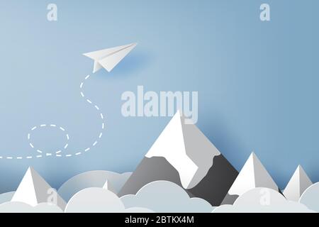 Illustration des Geschäftserfolgs Konzept, Origami Papier weiße Flugzeug fliegen auf Himmel zwischen Wolke und Berg. Schöne Naturlandschaft.Kreatives Desi Stock Vektor