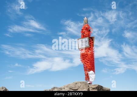 Mission Peak Peeker-Stangenverschluss aufgrund von Coronoavirus - 10. Mai 2020 Stockfoto