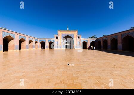 Innenhof der Shah Jahan Moschee, Jamia Masjid von Thatta, Thatta, Sindh Provinz, Pakistan, Südasien, Asien Stockfoto