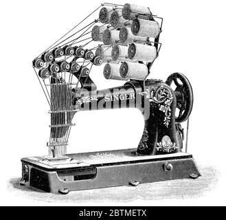 Zwölfnadelnähmaschine von Singer. Illustration des 19. Jahrhunderts. Weißer Hintergrund. Stockfoto