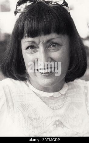 Posierte Porträt der Jazzsängerin Sheila Jordan, um 1980 in New York City. Stockfoto