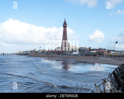 Blackpool Tourist Seafront Beach North Pier in Lancashire England Großbritannien Stockfoto