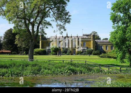 Missenden Abbey am Fluss Misbourne Stockfoto