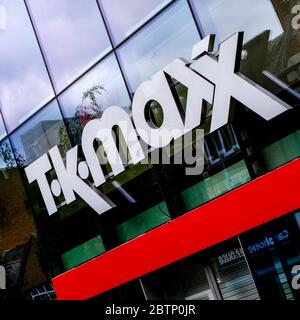 TK Maxx plant, die High Street Stores im Juni 2020 wieder zu eröffnen, da die Coronavirus Lockdown entspannt ist Stockfoto