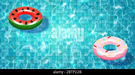 Schwimmbad mit schwimmenden realistischen Schwimmring, blaues Wasser, Wellen und Highlights. Stock Vektor