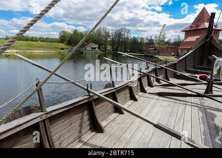 Park-Museum der interaktiven Geschichte Sula, das Erholungszentrum. Park-Museum der interaktiven Geschichte Sula in Weißrussland bei Minsk. Weißrussland, 23.05.2020 Stockfoto