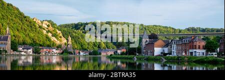 Blick auf die malerische Stadt Dinant. Belgien Stockfoto