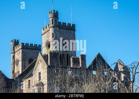 Verkommen ehemaliges Krankenhaus im Dorf Hartwood, in der Nähe von Shotts, North Lanarkshire, Schottland. Stockfoto