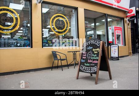 Die ungewöhnlich Namen 'Stanpbuck' kombinierten Post und Café auf der Argyle Street Glasgow, Schottland. Stockfoto