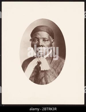 Albumendruck von Harriet Tubman. Ein großes Albumabdruck von Harriet Tubman von Tarby Studios in Auburn, NY. Das Bild ist von einem älteren Print vergrößert. Stockfoto