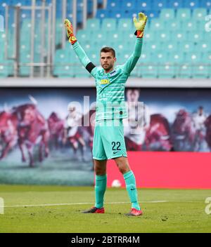 Leipzig, Deutschland. Mai 2020. Rune Jarstein, ganze Figur, Geste firo, Fußball: 27.05.2020 1.Bundesliga, Saison 19/20 2019/2020 28. Spieltag: RB Leipzig - Hertha BSC, Berlin 2: 2 BILDPUNKT/Roger Petzsche/Pool/firo Sportfoto Verwendung weltweit Quelle: dpa/Alamy Live News Stockfoto