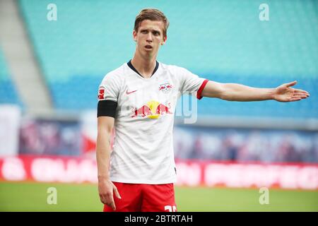 Leipzig, Deutschland. Mai 2020. Dani Olmo, Halbfigur, Geste firo, Fußball: 27.05.2020 1.Bundesliga, Saison 19/20 2019/2020 28. Spieltag: RB Leipzig - Hertha BSC, Berlin 2: 2 BILDPUNKT/Roger Petzsche/Pool/firo Sportfoto Verwendung weltweit Quelle: dpa/Alamy Live News Stockfoto