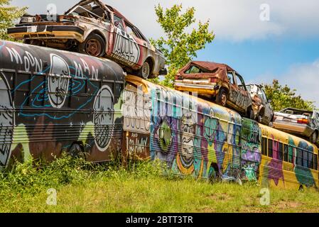 Schulbus Friedhof in Alto, Georgia. (USA) Stockfoto