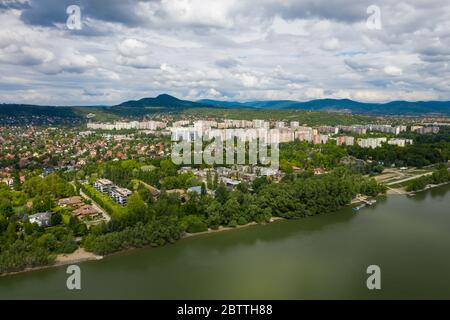 Bekasmegyer, Budapest, Ungarn Luftaufnahme. Plattenbau in Europa. Stockfoto