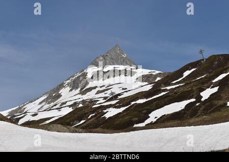 Roadtrip zum Oberalppass in der Schweiz Stockfoto