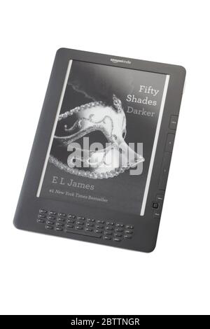 Fünfzig Schattierungen dunkler E.L. James Book auf Kindle Stockfoto