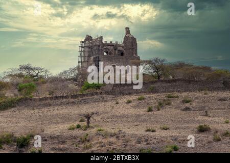 Ruinen von Guzara Königspalast auf strategischen Hügel in der Nähe von Gondar Stadt, Äthiopien Afrika Stockfoto