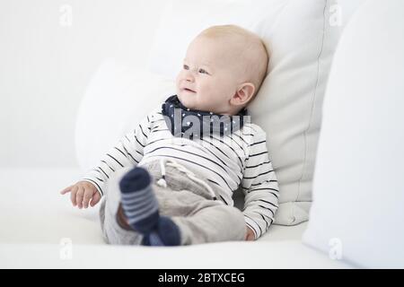 Marktoberdorf, Deutschland, 27. Mai 2020 Fotoshooting Baby LUCA © Peter Schatz / Alamy Stock Photos MR=Ja, Modell veröffentlicht Stockfoto