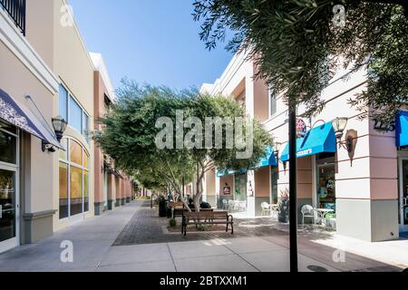 Der Bezirk bei Green Valley Ranch ist eine gehobene Mixed-Use-Entwicklung in Henderson, Nevada, neben dem Osten der Green Valley Ranch. Stockfoto