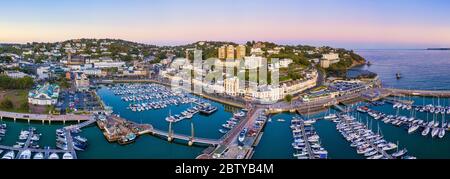 Torquay Stadt und Marina, Torbay, Devon, England, Großbritannien, Europa Stockfoto