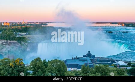 Horseshoe Falls, Niagara Falls, Ontario, Kanada, Nordamerika Stockfoto