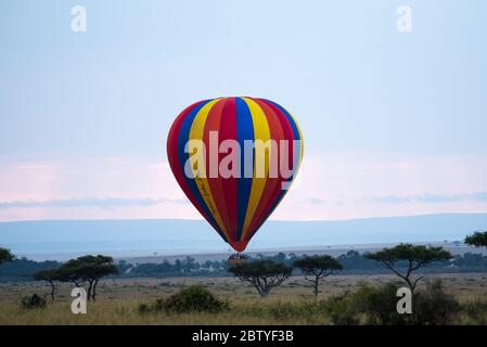 Ballon Safari von Masai Mara oder Heißluftballons Stockfoto