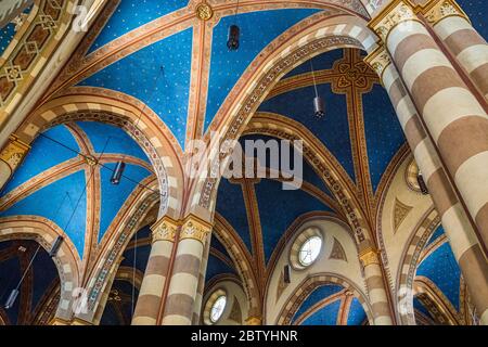 Alba, Piemont, Italien - 17. Juni 2017: Innenraum der Kathedrale von Alba (Cattedrale di San Lorenzo) Stockfoto