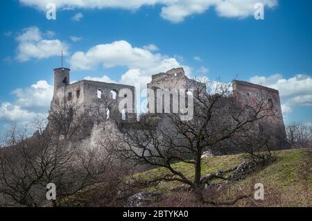 Burg Falkenstein im Herbst, Österreich Stockfoto