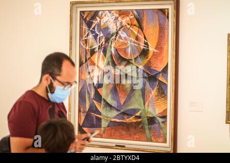 28.Mai 2020: 28. Mai 2020 (Malaga) das Picasso Museum in Malaga hat seine Türen nach 80 Tagen geschlossen und den Zustand der Alarm und Einsperrigkeit wegen der Krise des Coronavirus mit der Ausstellung ''Genealogien der Kunst'' von Künstlern wie Pablo Picasso, Giacometi, Brancusi oder Mondrian wieder geöffnet. Quelle: Lorenzo Carnero/ZUMA Wire/Alamy Live News Stockfoto