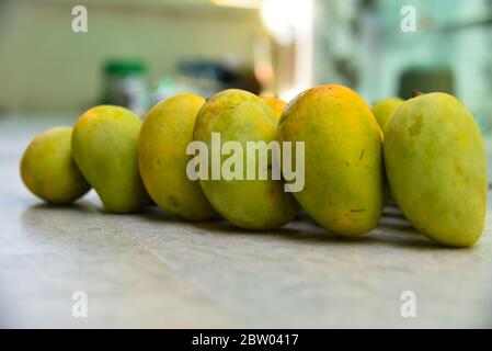 Frische Mangobst Fotos Stockfoto