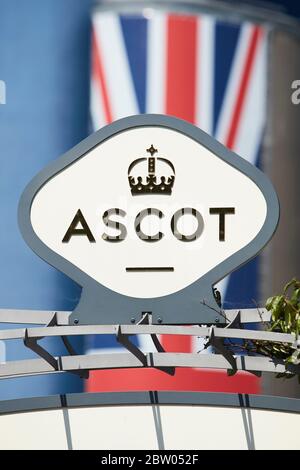 Beschilderung in der Royal Ascot Rennbahn, Ascot, Berkshire Stockfoto