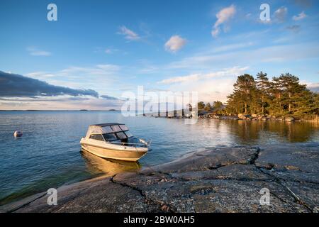 Abend auf der Insel Bylandet, Kirkkonummi, Finnland Stockfoto