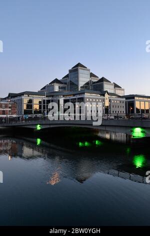 DUBLIN, IRLAND, JUN, 2016: Hauptsitz der Ulster Bank Group am Liffey, Dublin, Irland, Europa Stockfoto