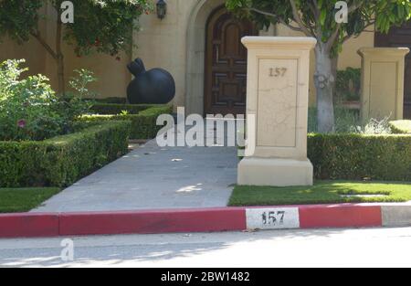 Holmby Hills, Kalifornien, USA 28. Mai 2020 EIN allgemeiner Blick auf die Atmosphäre von Andy William's Haus am 157 Delfern Drive am 28. Mai 2020 in Holmby Hills, Kalifornien, USA. Foto von Barry King/Alamy Stock Photo Stockfoto