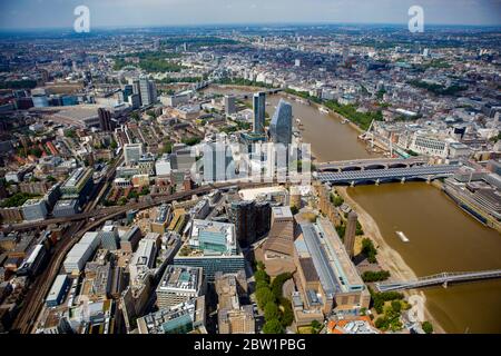 Luftaufnahme der Tate Modern Gallery in London, Großbritannien Stockfoto