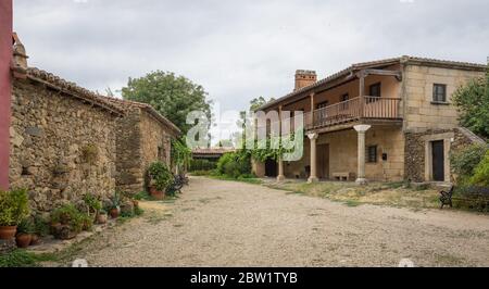 Granadilla, verlassene Dorfrekonstruktion, neben dem Sumpf von Gabriel y Galán in Caceres, Extremadura. Spanien Stockfoto