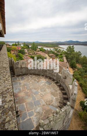 Granadilla, verlassene Dorfrekonstruktion, neben dem Sumpf von Gabriel y Galán in Caceres, Extremadura. Spanien Stockfoto