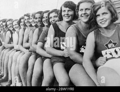 Russische Sportlerin. Typisierung der russischen Version des modernen "Sport-Mädchens" 20. Juni 1937 Stockfoto