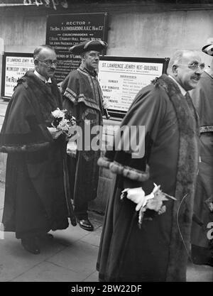 Der Oberbürgermeister Sir Henry Twyford in der Prozession zur Guildhall für seine Wahl zum neuen Oberbürgermeister von London der Zeremonie ging ein Gottesdienst in der Kirche des St. Lawrence Jewry voraus. 29. September 1937. Stockfoto