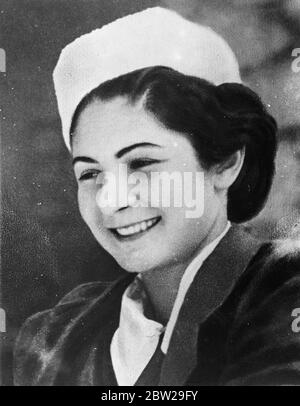 König Farouk im Januar heiraten. Mlle Farida Zulficar, Verlobte des jungen Königs Farouk von Ägypten. Die Hochzeit des Jungen Königs wird in der ersten Januarwoche 1938 im Montaza Palast, seiner Sommerresidenz in der Nähe von Alexandria, stattfinden. In Übereinstimmung mit dem Kunden. Es ist möglich, dass die Braut nicht bei der Zeremonie anwesend sein wird. Stockfoto