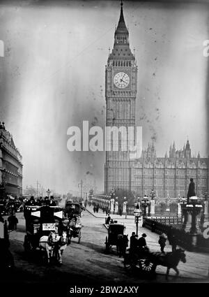 Das nördliche Ende des Westminster Palace in London, mit Big Ben in voller Sicht. Stockfoto