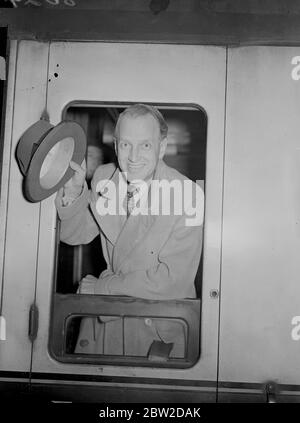Otto Kruger, der Hollywood-Filmschauspieler, kam mit dem Queen Mary-Bootszug am Bahnhof Paddington in London an. 23. Oktober 1938 Stockfoto
