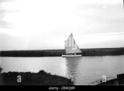 Yachting auf den Broads, Norfolk. 1933 Stockfoto