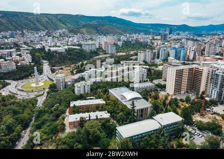 Hochhauswohnungen in Tiflis Innenstadtbezirken Stockfoto