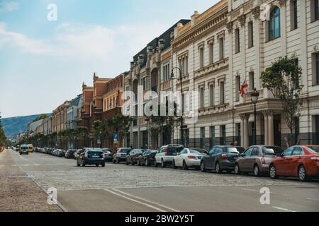 Historische Gebäude auf Davit Aghmashenebeli Ave, Tblisi, Georgia Stockfoto