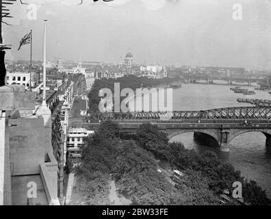 Ein Blick auf die Themse. Bis 12. August 1932 Stockfoto