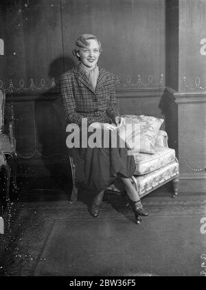 Charlie Chaplin ' s führende Dame in London . Miss Virginia Cherrill, die die Rolle des blinden Mädchens von "City Lights" gegenüber Charlie Chaplin spielte, ist in London. Dies ist ihr erster Besuch in England. 20. November 1933 Stockfoto