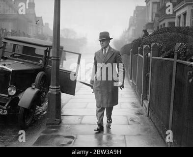 Ralph Kitchener gewinnt Goldmedaille von King. April 1934 Stockfoto