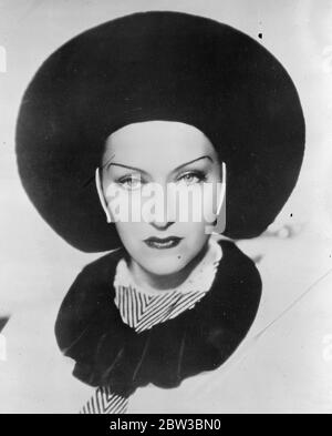 Der Halo Hut getragen von Gloria Swanson, dem amerikanischen Filmstar. 20. Oktober 1934 Stockfoto